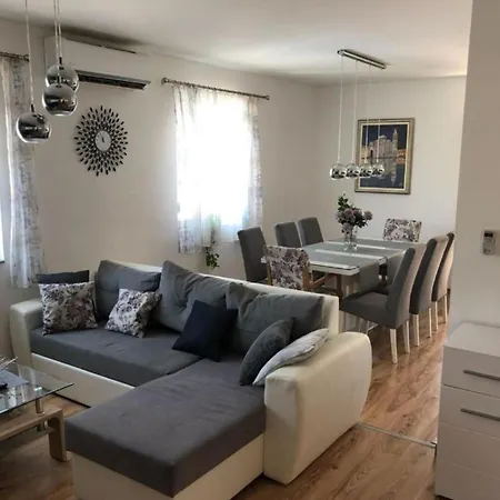 House Franov Сasa de vacaciones Zadar